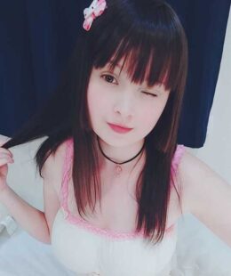 Casual Nightie Selfies – Hidori Rose