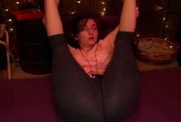 AftynRose ASMR Sexy Yoga Classes Patreon Video