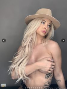 Ashley Resch Onlyfans Nude Photos