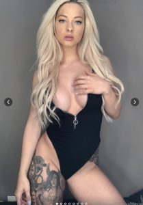 Ashley Resch Onlyfans Nude Photos