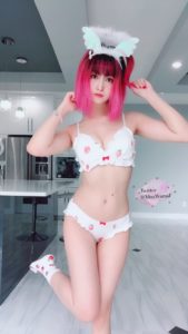 MissWarmJ Lewd Cosplay