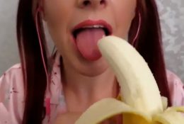 Flirty ASMR Banana Sucking Video