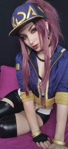 ShiroKitsune Nude Akali Cosplay