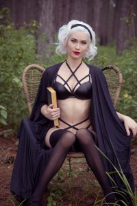 Nichameleon Sabrina Spellman Cosplay