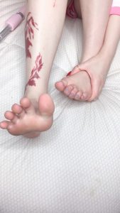 Ri Care Princess Peach Feet Selfies