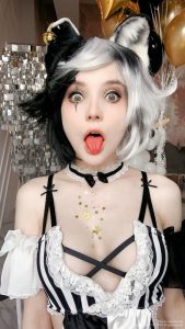 Rocksylight Nude Domino Selfies