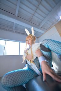 Saku Shooting Star Royal Bunny