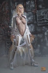 Helly von Valentine Saber Bride