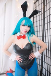 ItsRoxyCos Bulma Cosplay