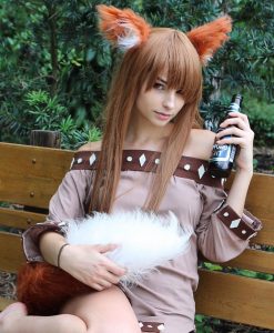 Kttn Cosplay Holo