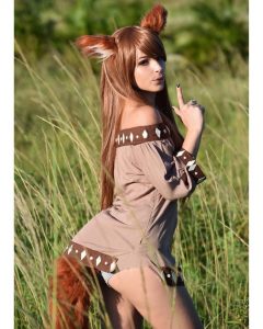 Kttn Cosplay Holo