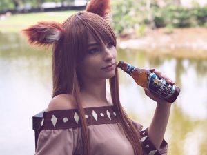 Kttn Cosplay Holo