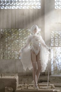 Cosplay Kawaii 2B in White Cosplay In Nier Automata