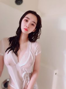 Krystalwu Patreon Nude Photos