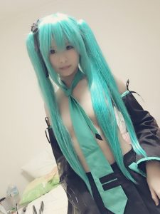 Xi Dai Dai Miku Cosplay