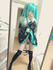 Xi Dai Dai Miku Cosplay