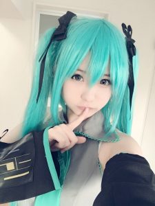 Xi Dai Dai Miku Cosplay