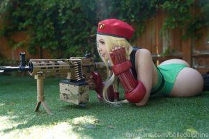 Belle Delphine Cammy Street Fighter