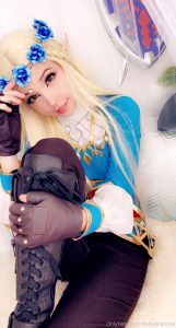 Belle Delphine Princess Zelda